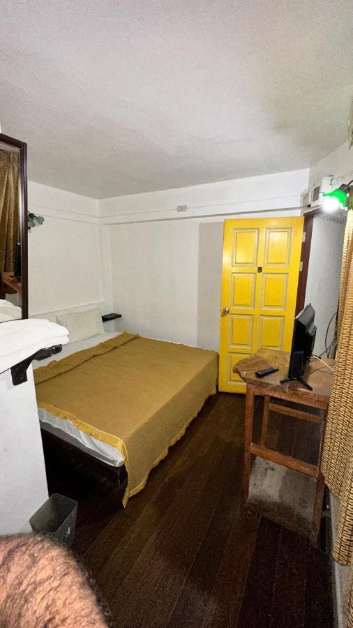 Relax Guest House Patong Екстериор снимка